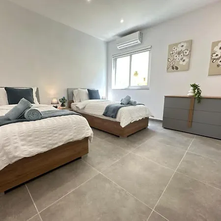 Apartment 3br Free Parking Paceville
